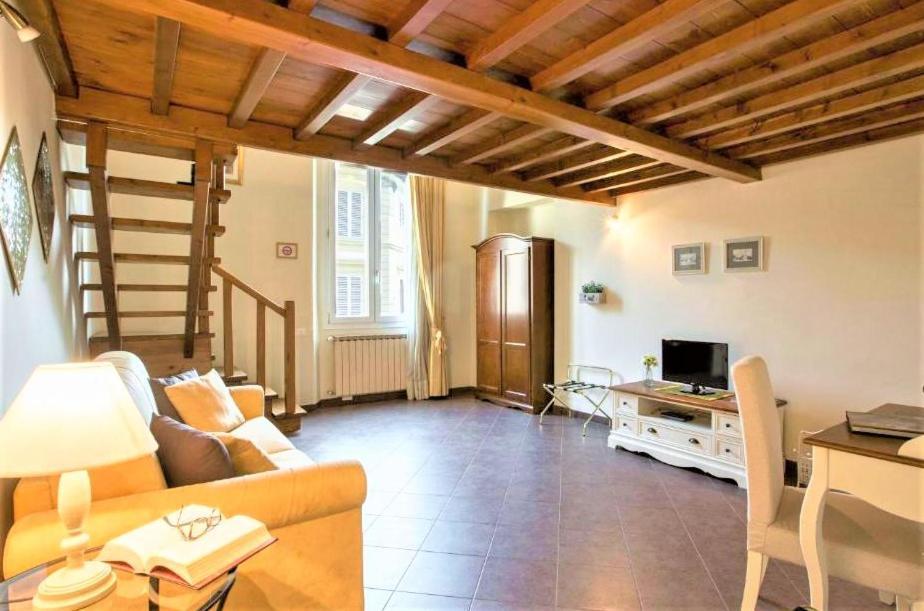 Charming Cavour Heart Of Apartamento *