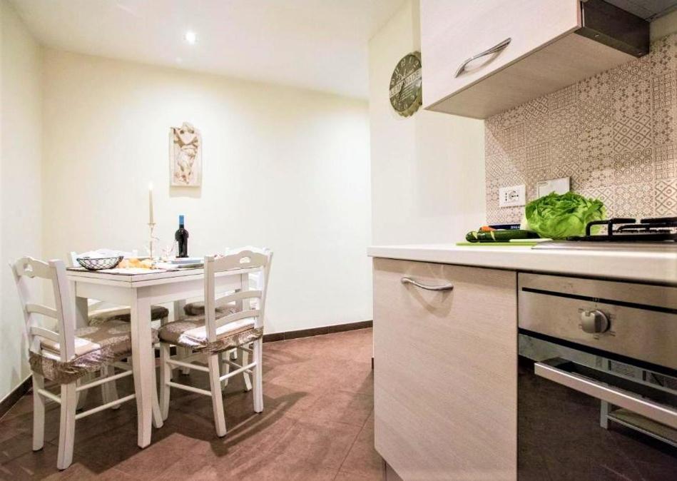 Charming Cavour Heart Of Apartamento *