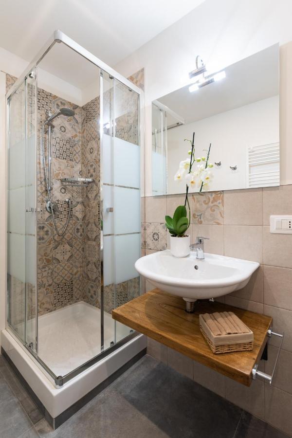 Lovely With Balcony Apartamento