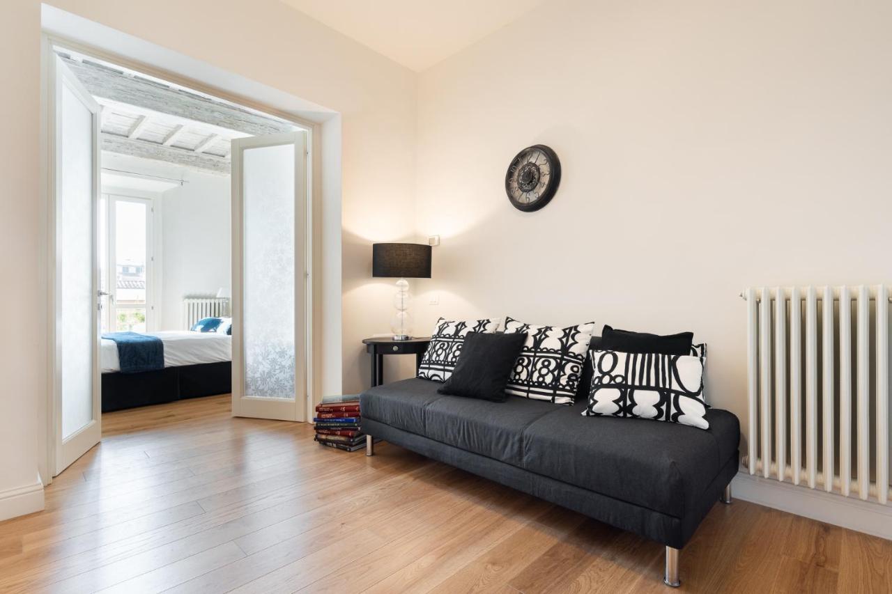 Lovely With Balcony Apartamento