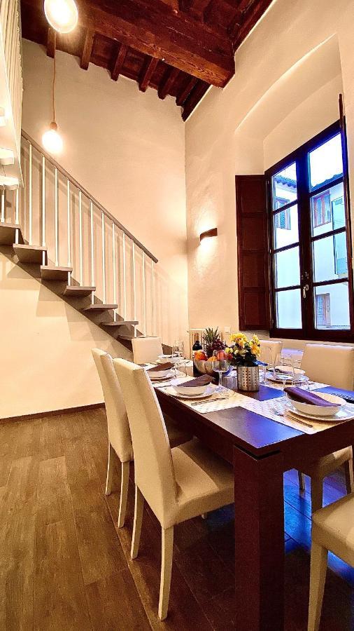 Santa Croce Apartment