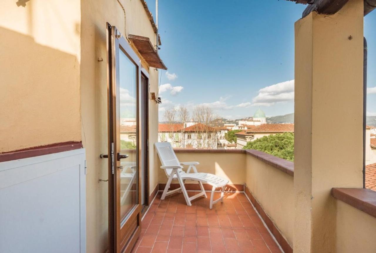 Apartment Romantico Attichino Con Terrazzo Vista Duomo !! *