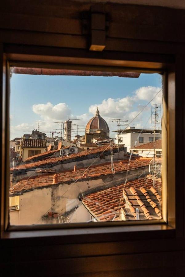 Romantico Attichino Con Terrazzo Vista Duomo !! *