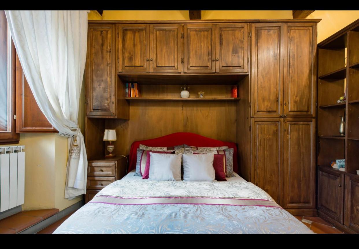 Apartment Cozy In Position Florence