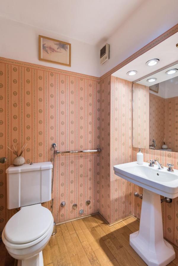 Refined Flat With Private Loggia In San Frediano