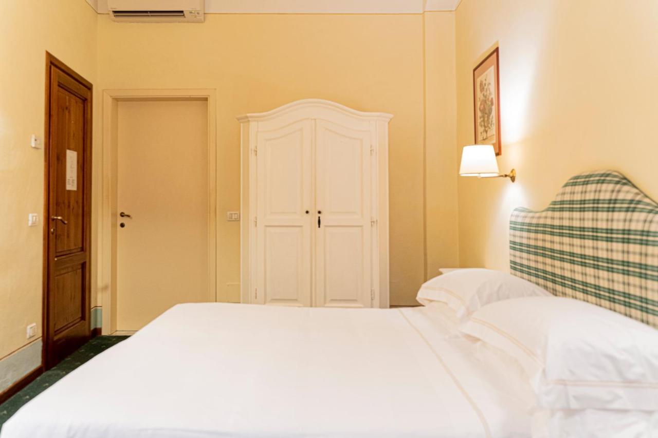 Guest house Casa Uffizi Xiii Century Tower House Boutique 2*