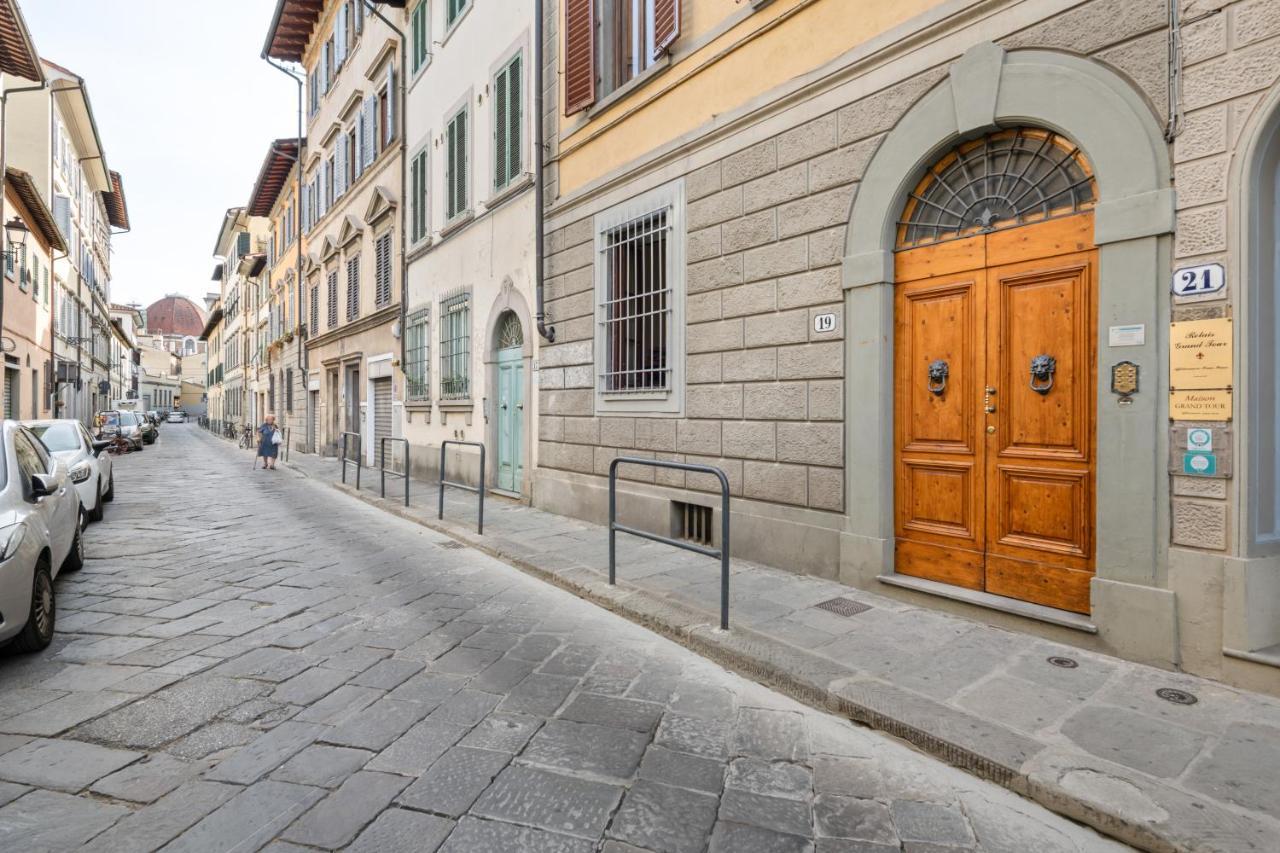 Santa Reparata With Patio And Terrace Appartamento