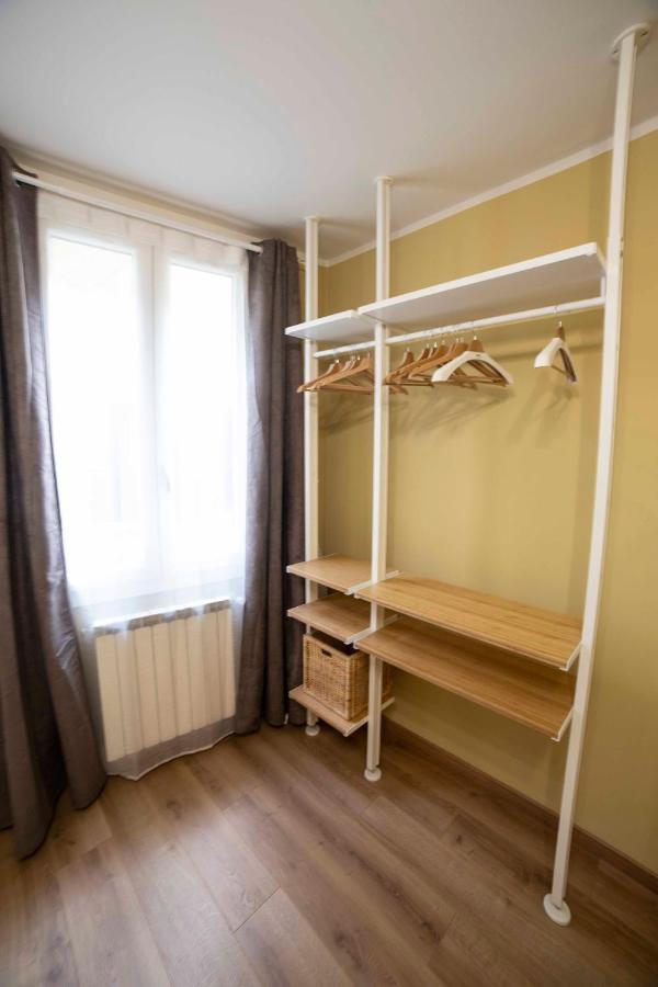 Valia Pitti 3 *