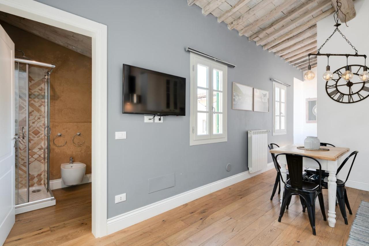 Appartamento Piazza Indipendenza&giardino Della Fortezza Apt *