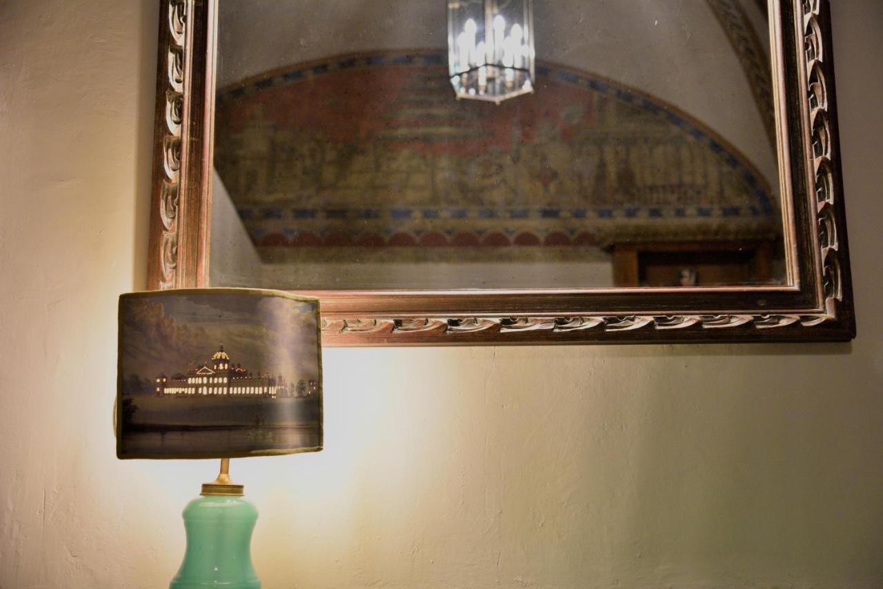 Cozy In A Private Museum In Oltrarno Firenze