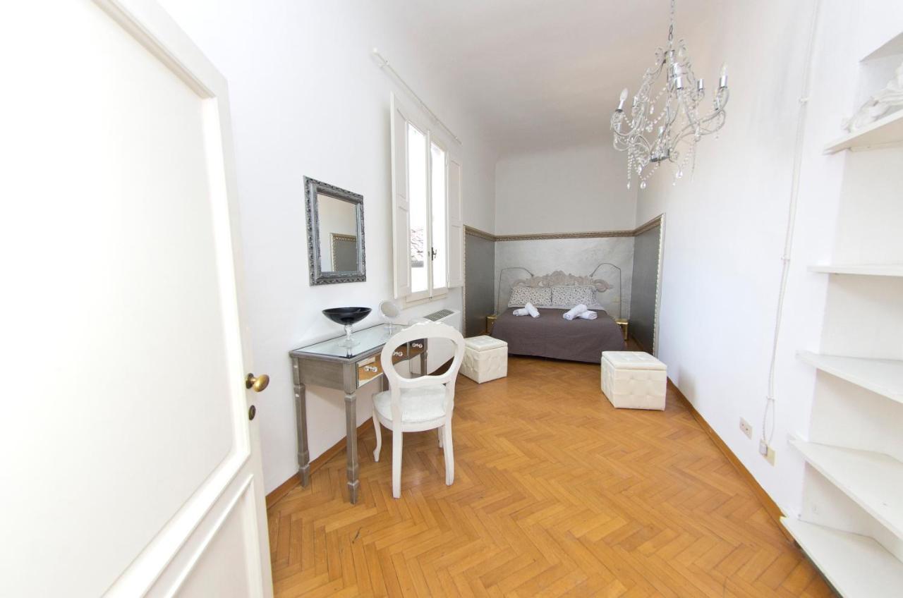 Traviata Storico - Palazzo Tolomei Apartment Florence