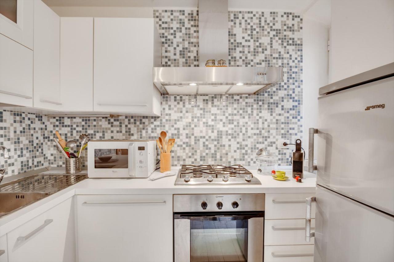 Coverciano Modern With Patio! Apartment *