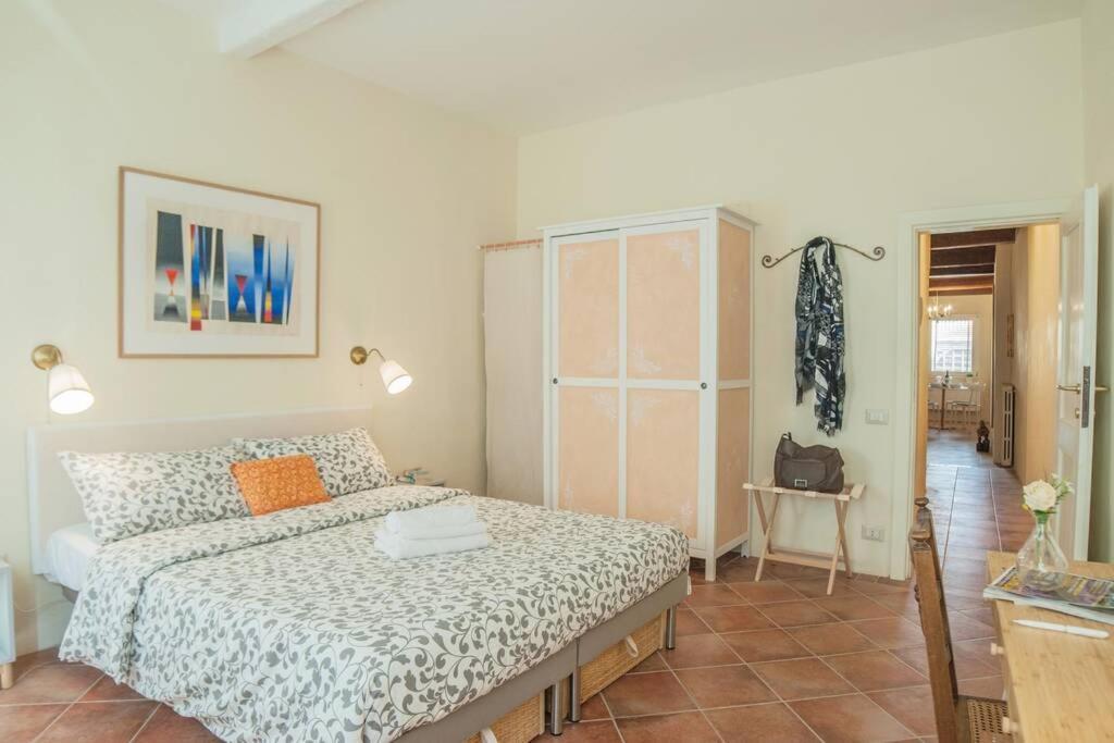 Apartment Cozy Macci Flat 4 People Near Santa Croce Square *