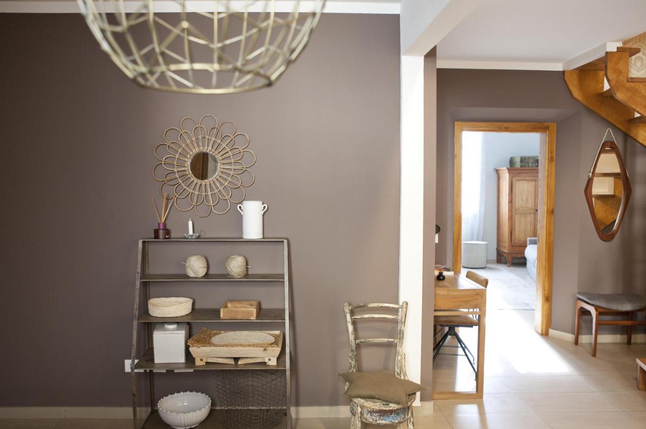 Italian Fantasy Takes Away Apartment *