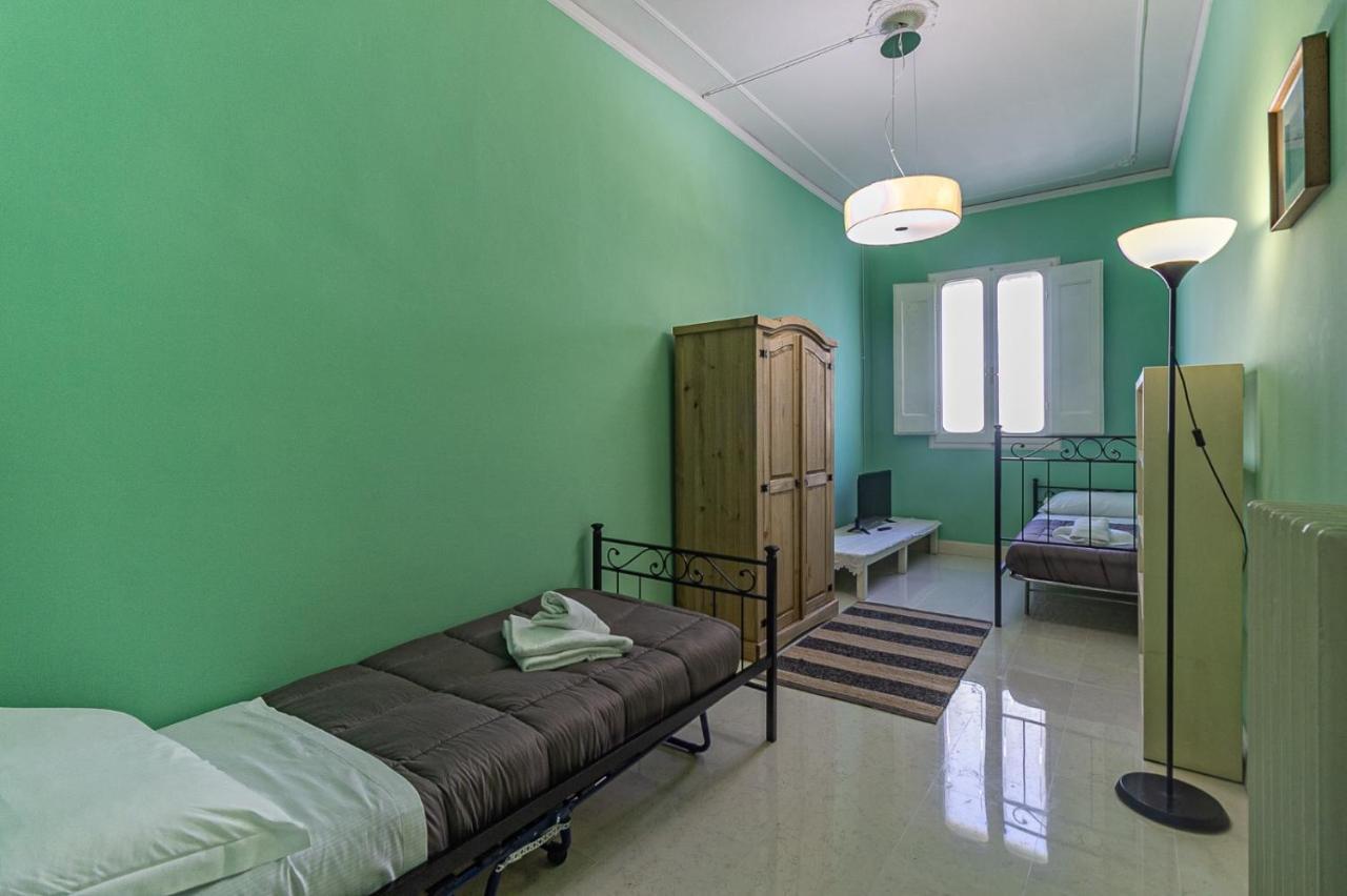 Spacious Three Bedroom On The Arno
