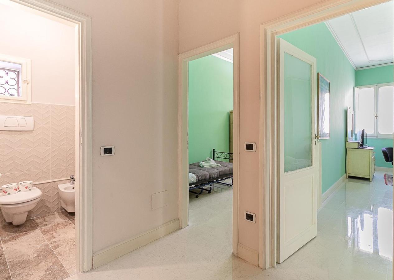 Spacious Three Bedroom On The Arno Apartment