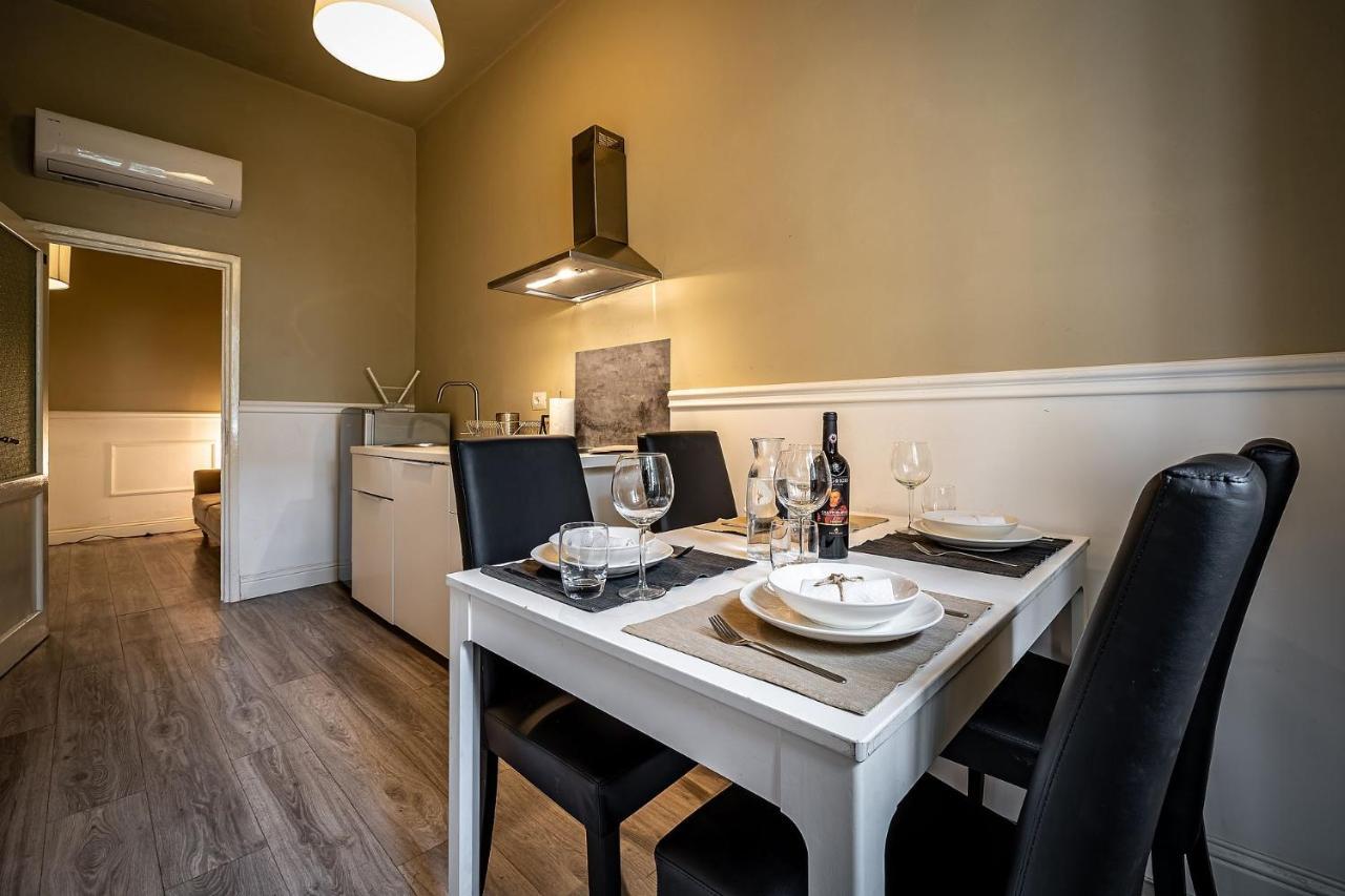 Apartment Francesco Baracca Palace Apt Florenz