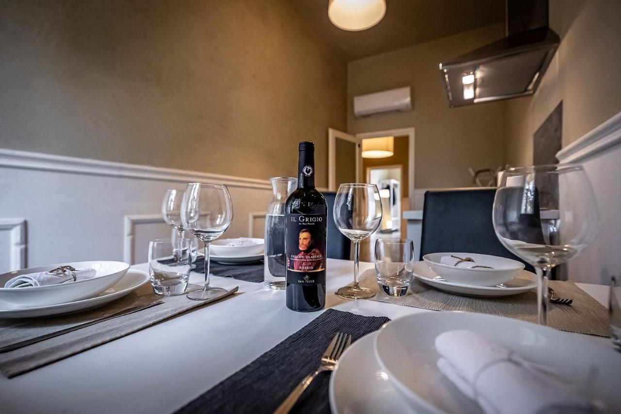 Apartment Francesco Baracca Palace Apt Florenz
