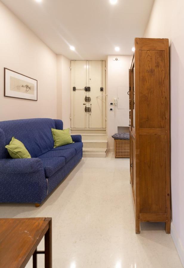 Spacious Three Bedroom On The Arno Apartment