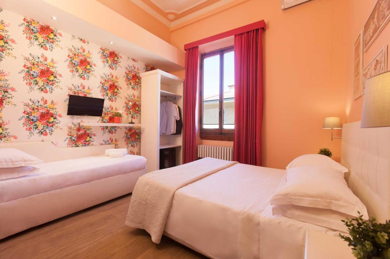 Hotel Joli