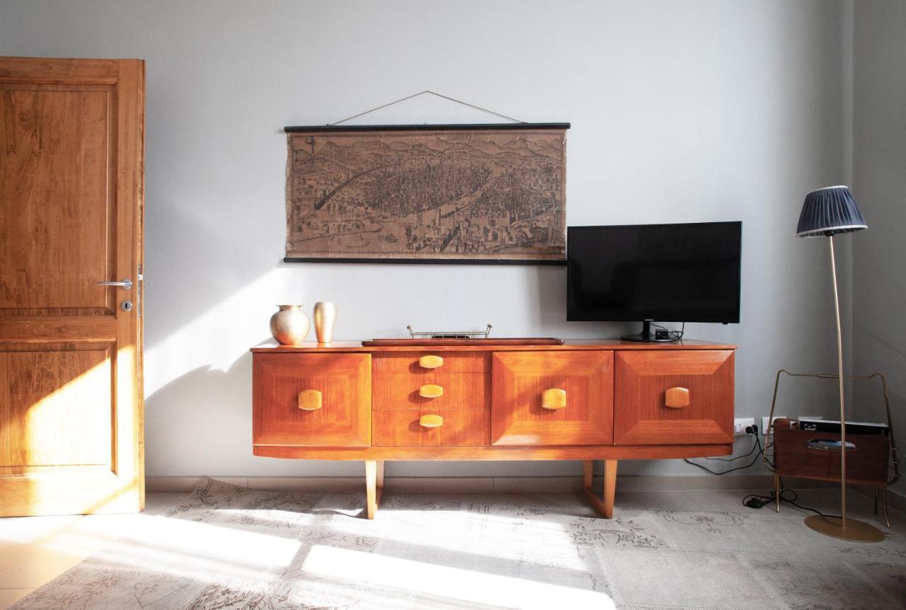 Italian Fantasy Takes Away Apartment Florenz