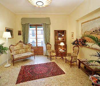 Bed & Breakfast Old 3*