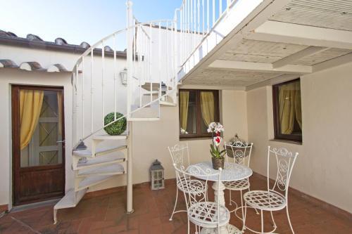Serristori Palace Aparthotel Florence