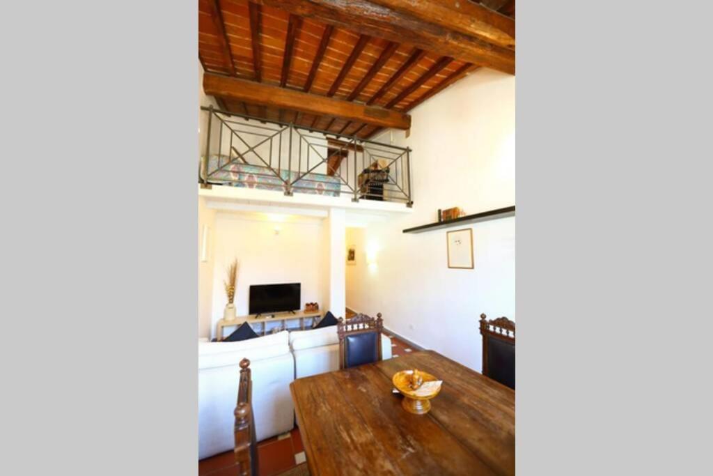 Santa Maria Novella Station Florentine Appartement