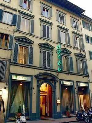 Hotel Hhb