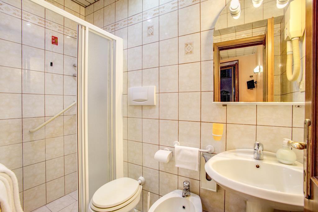 Lorena Hotel Florence