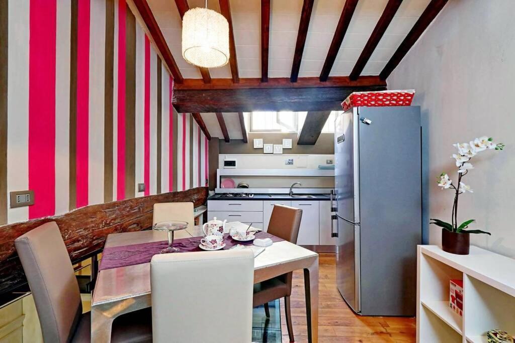 Guelfo Luxury Loft Apartment