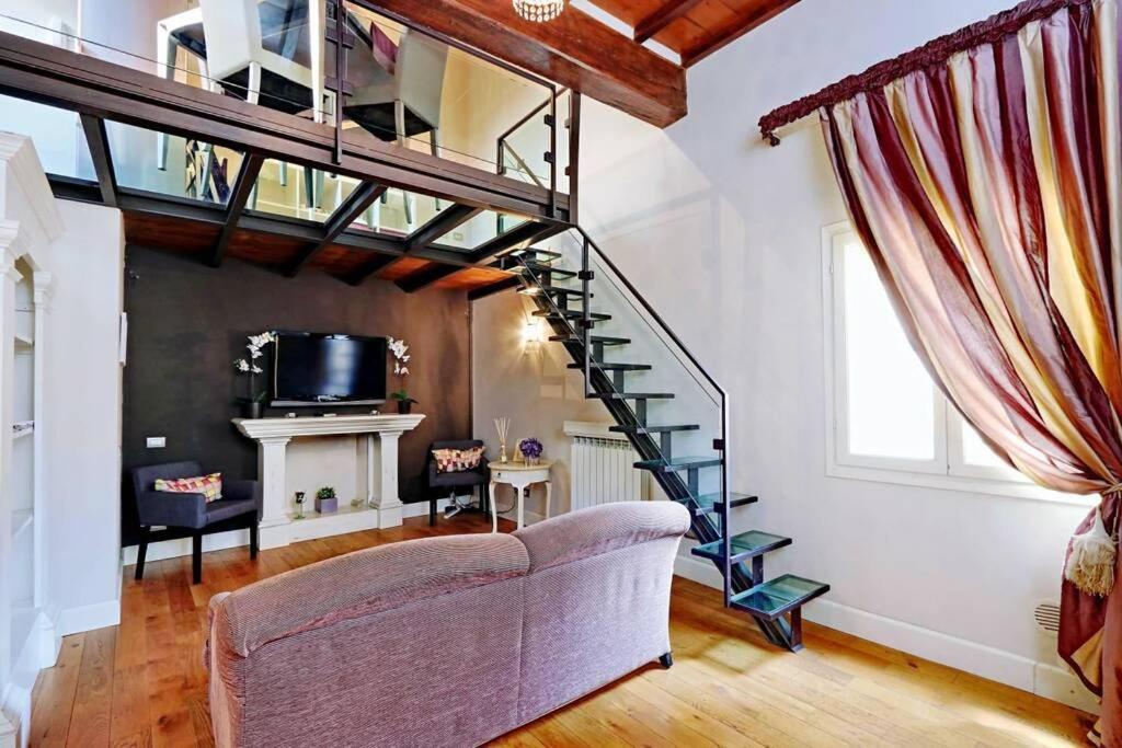 Guelfo Luxury Loft *