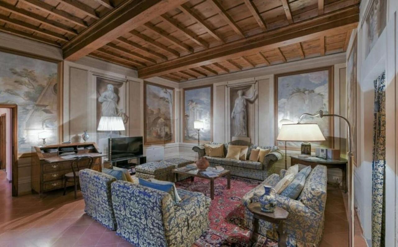 Donatello Apartment *