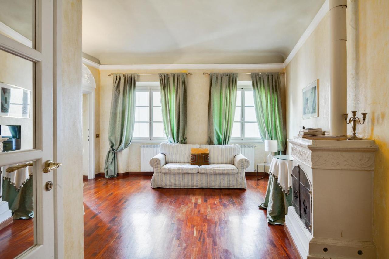 Pietre Dure Apartment Florence