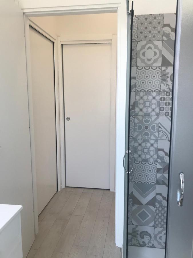 Locchi Suite_ Careggi/meyer/tramvia A Due Passi! Apartment