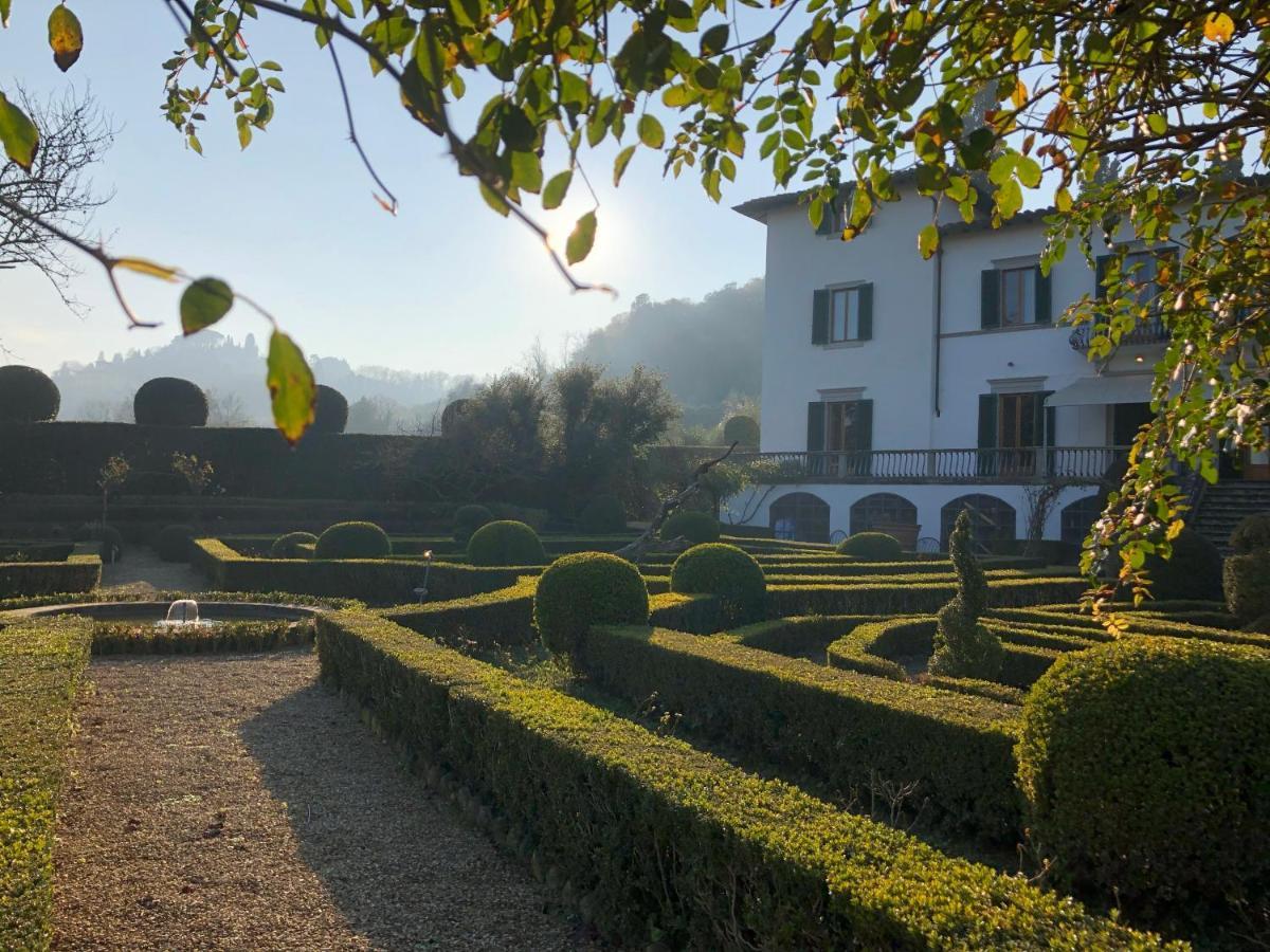 Appartement 4bdrm Elegant Apartm In Private Estate, Shared Swimmingpool, Maze Garden *