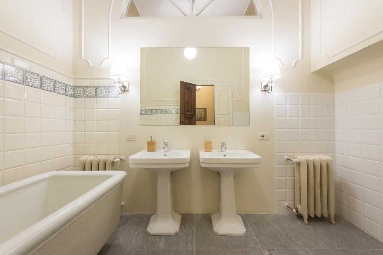 Appartement 4bdrm Elegant Apartm In Private Estate, Shared Swimmingpool, Maze Garden