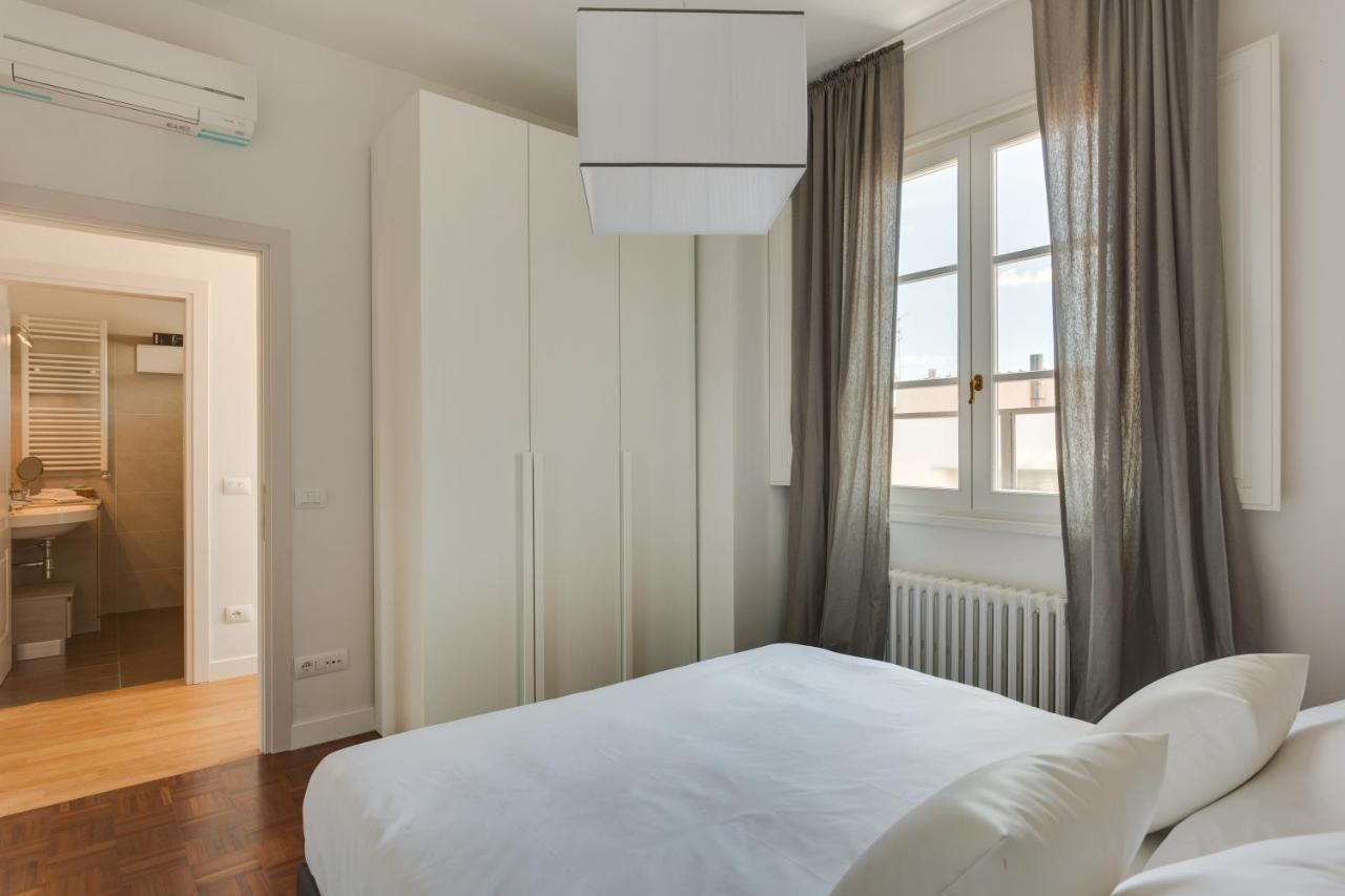 - Rondinelli Terrace Florence