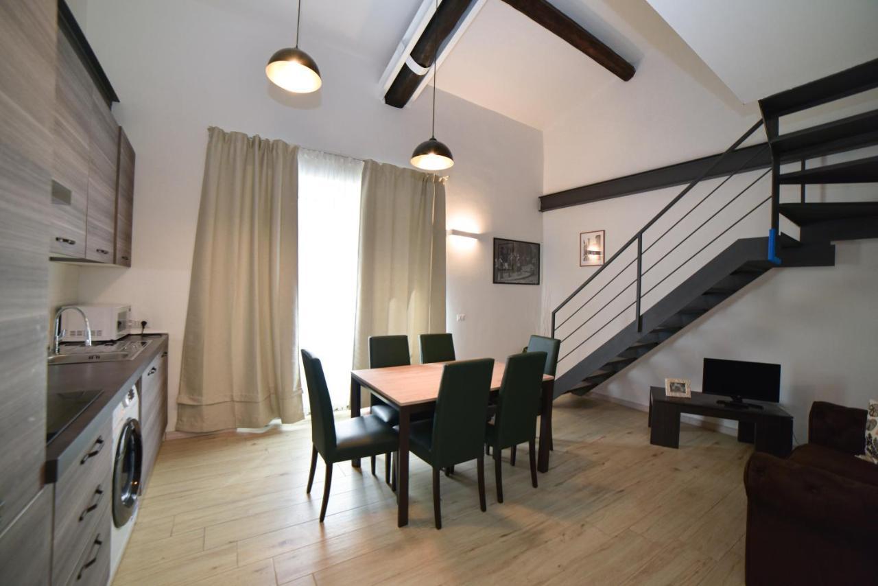 Ruote Apartment *