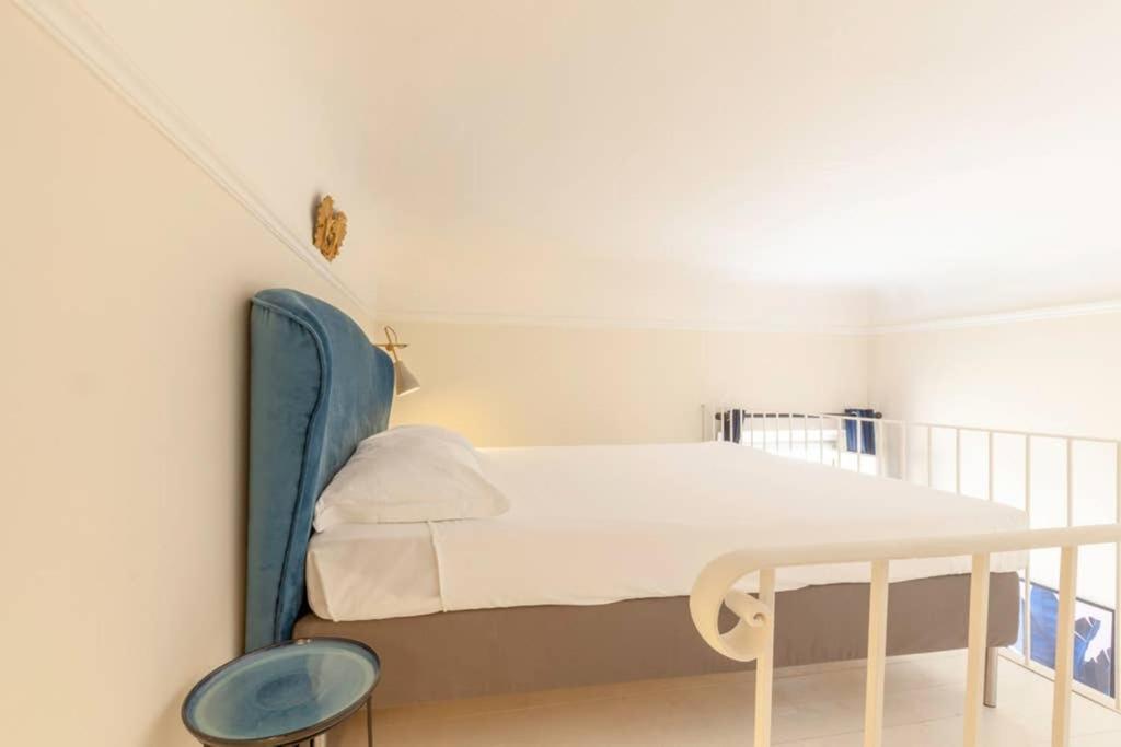 Apartamento Santa Croce. Quiet, Large And Luminous Loft *