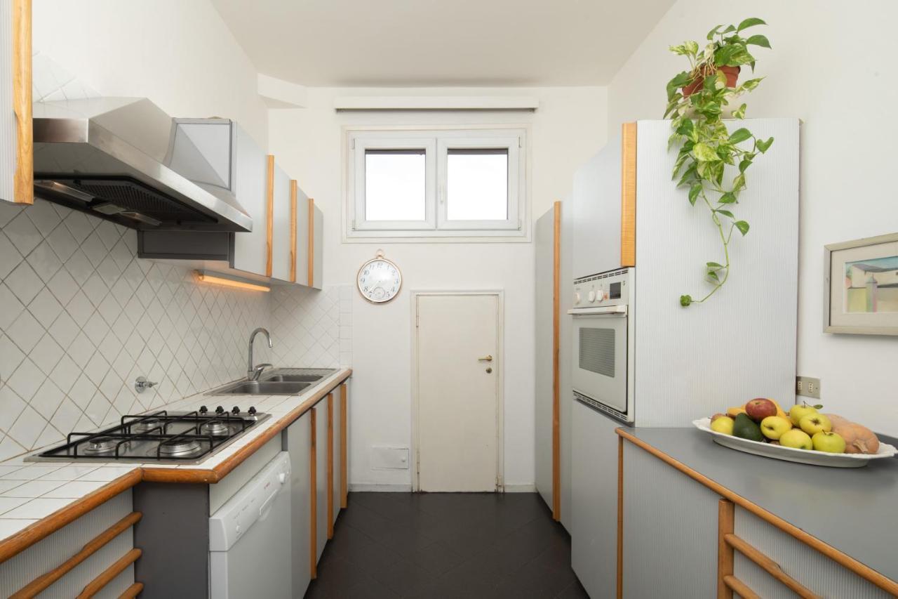 Capponi Rooftop Apartment *