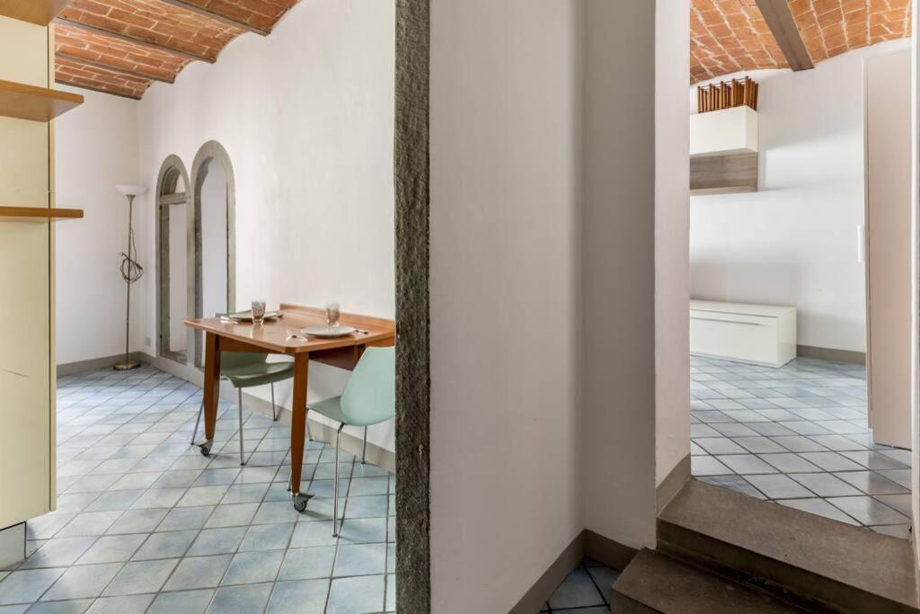 Presto Apartment Santo Spirito Oltrarno Florence Apartamento Florença