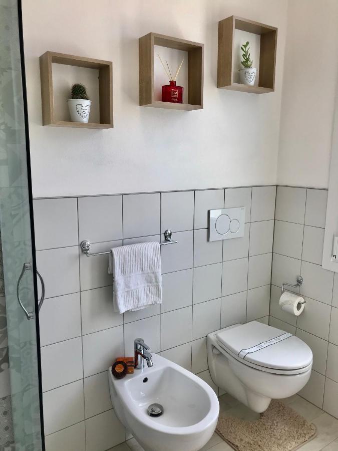 Locchi Suite_ Careggi/meyer/tramvia A Due Passi! Apartment