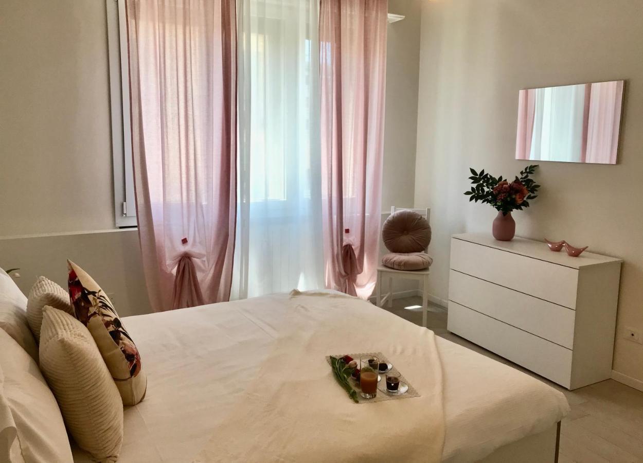 Locchi Suite_ Careggi/meyer/tramvia A Due Passi! Apartment *