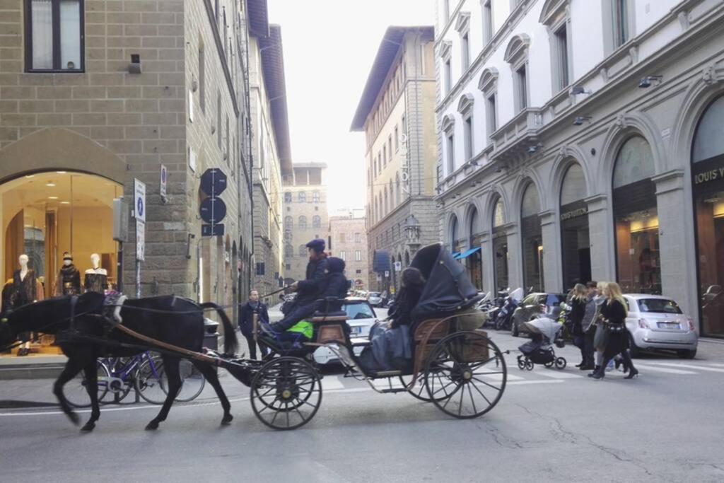 Niccolo Terrace