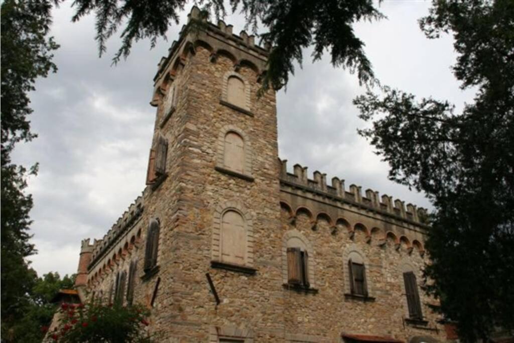Casa La Torre Un Castello Alle Porte Di Appartement Florence