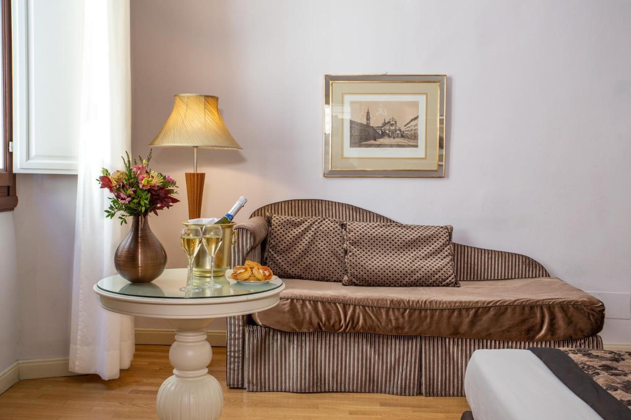 Boutique Del Corso Hotel 3*