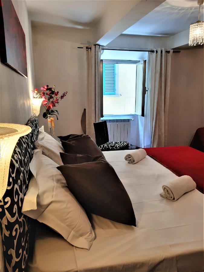 Victoria Hotel 3*