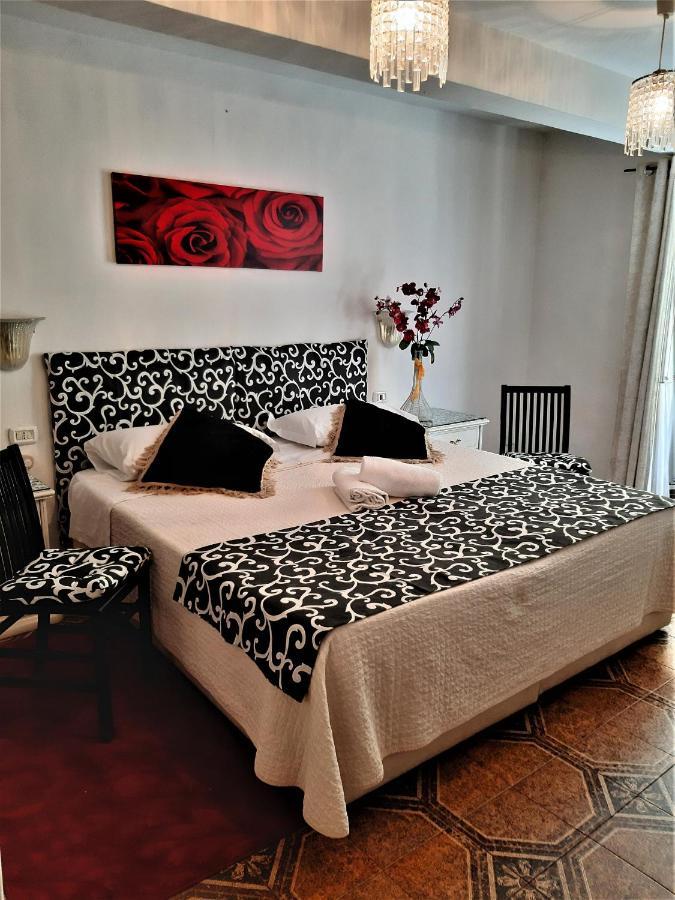 Victoria Firenze