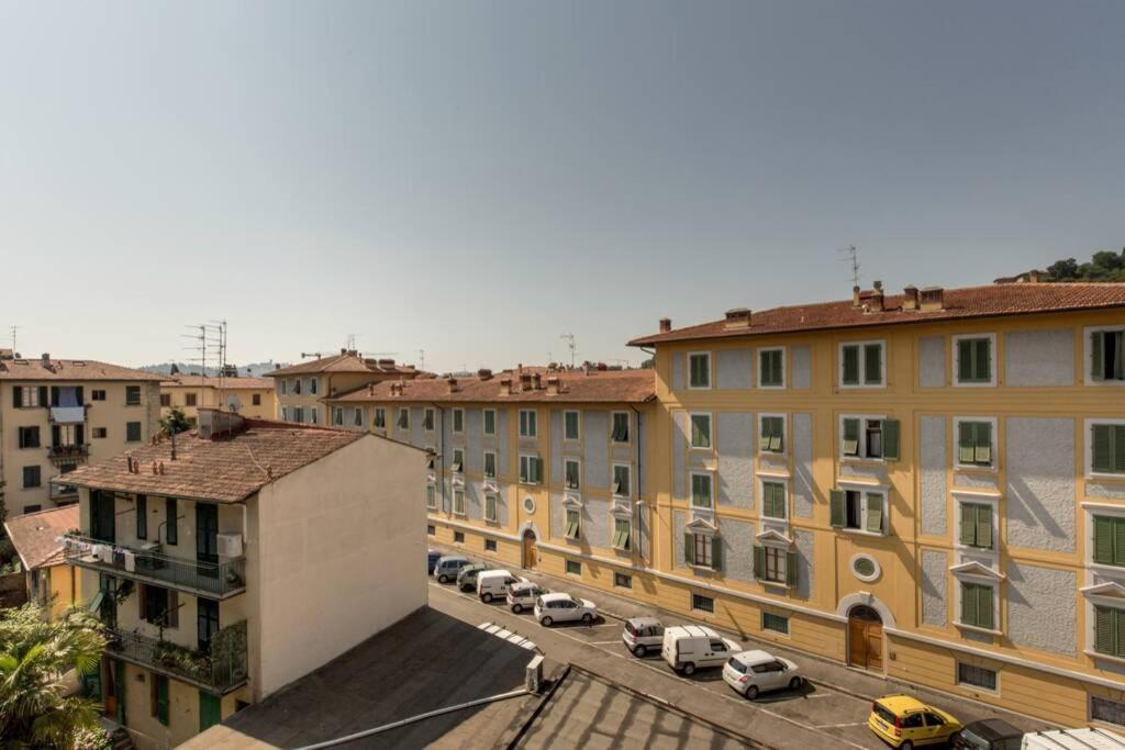 Sunny Floor In San Frediano Florence